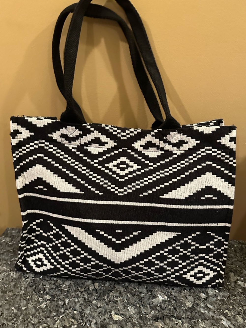 Black & White Patterned Jacquard Tote Bag - Stylish Everyday Carry Snap Closure